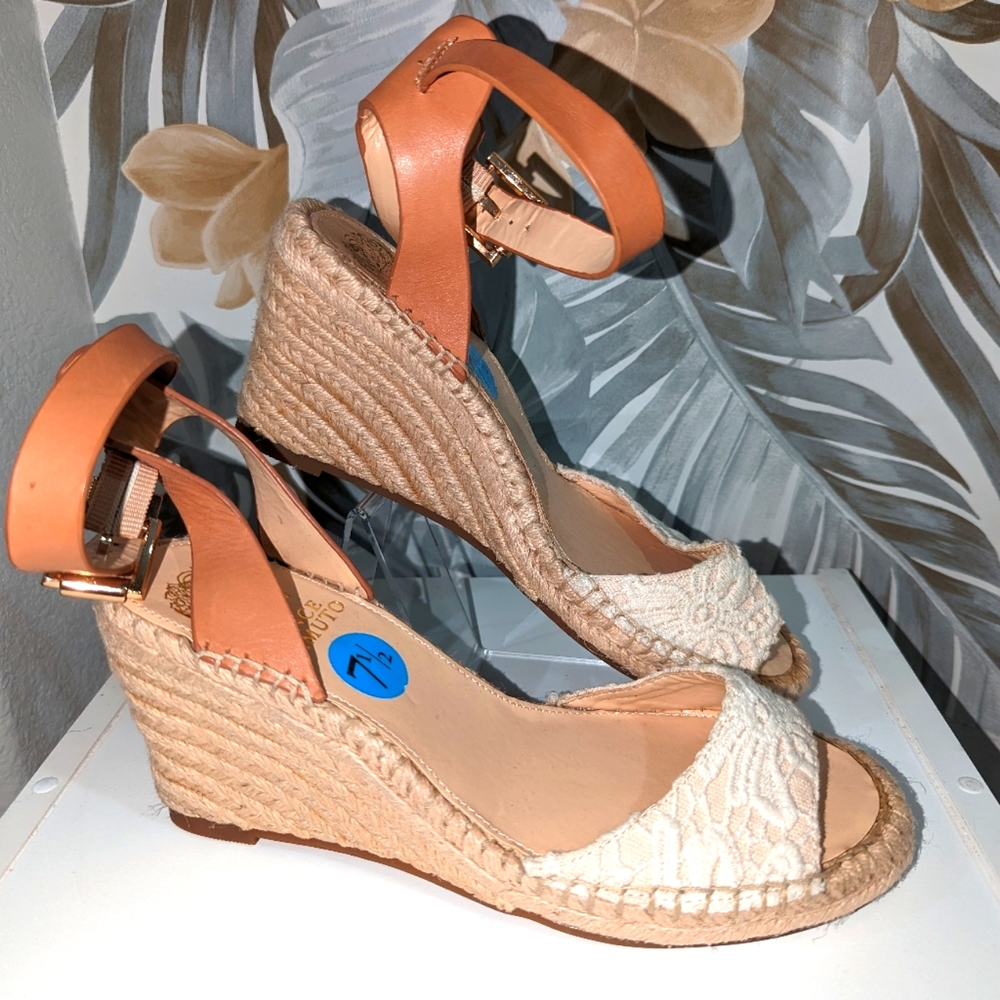 Vince Camuto wedge